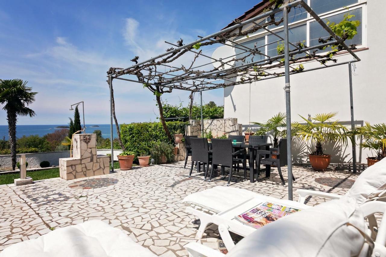 Lina Apartment *